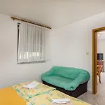 Διαμέρισμα 1 Bedroom Gorgeous In Selce