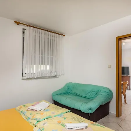 アパート Cozy In With Wifi セルツェ