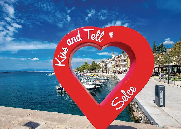 Cozy In With Wifi Selce